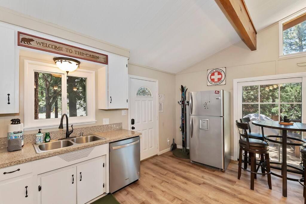 Villa Chalet Monterey W/Hot Tub - Big Decks/Bbq Big Bear Lake Exterior foto