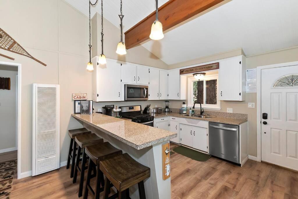 Villa Chalet Monterey W/Hot Tub - Big Decks/Bbq Big Bear Lake Exterior foto