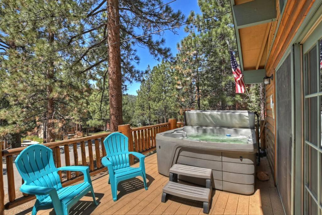 Villa Chalet Monterey W/Hot Tub - Big Decks/Bbq Big Bear Lake Exterior foto
