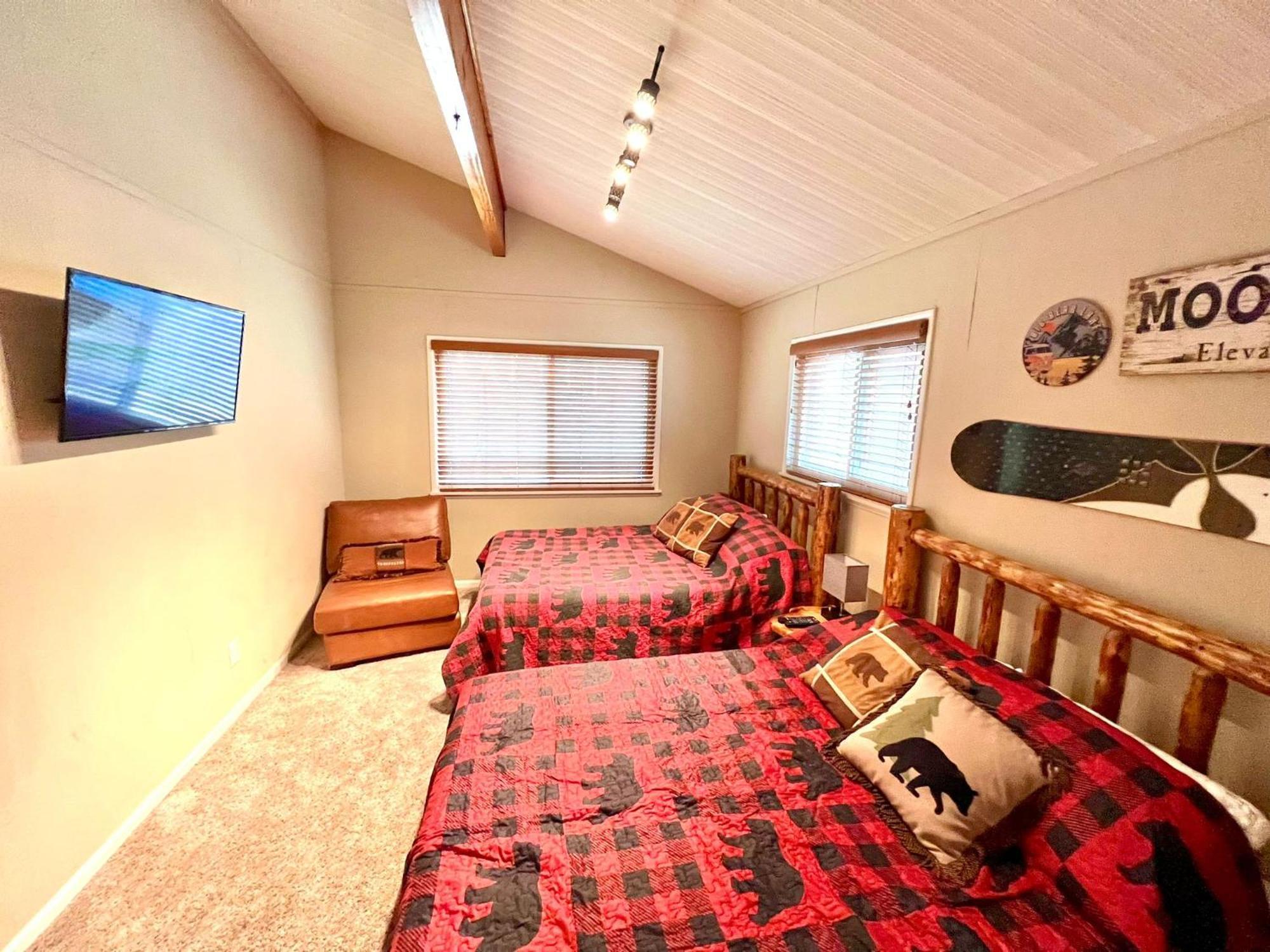 Villa Chalet Monterey W/Hot Tub - Big Decks/Bbq Big Bear Lake Exterior foto